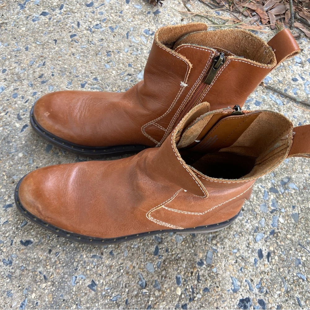 Franco Sarto Tan Leather Side-Zip Heeled Ankle Boots women size 8 Spring summer